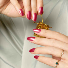 Load image into Gallery viewer, Avon Gel Shine Nail Enamel Pearl Effects - 10ml