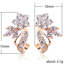 Load image into Gallery viewer, Gold Earrings "Cherry Flower"