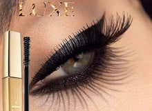 Load image into Gallery viewer, Avon Luxe Soft Silk Eyeliner with Rubbing Sponge (Smoky-Eye Effect)