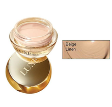 Load image into Gallery viewer, Avon Luxe Velvet Matte Creme Foundation
