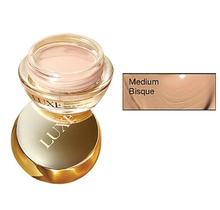 Load image into Gallery viewer, Avon Luxe Velvet Matte Creme Foundation
