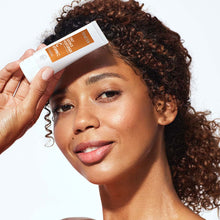 Load image into Gallery viewer, Anew Anew Daily Defence Vitamin C SPF 50 Moisturiser - 50ml
