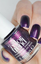 Load image into Gallery viewer, Avon Color Trend Fashion Nail Enamel - 8ml
