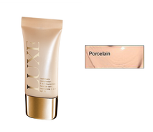 Load image into Gallery viewer, Avon Luxe Cashmere Complexion 2 in 1 Mattifying Foundation &amp; Base SPF 15
